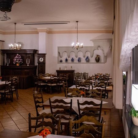 Hotel Zum Anker 안데르나흐 외부 사진