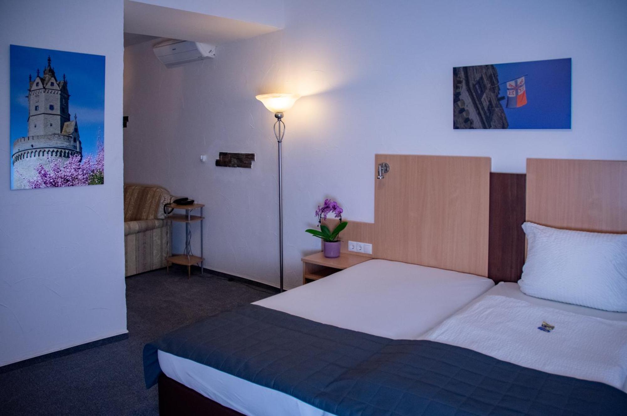 Hotel Zum Anker 안데르나흐 객실 사진